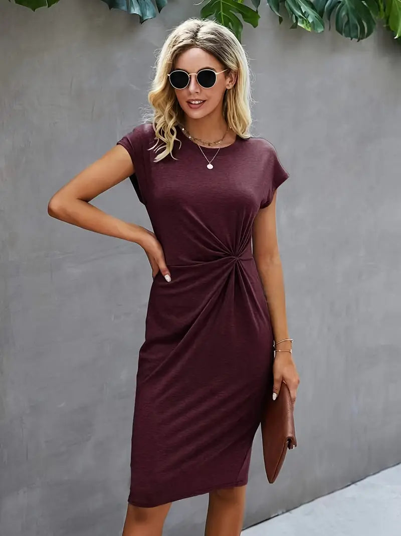 Romy – elegantes, figurbetontes kleid