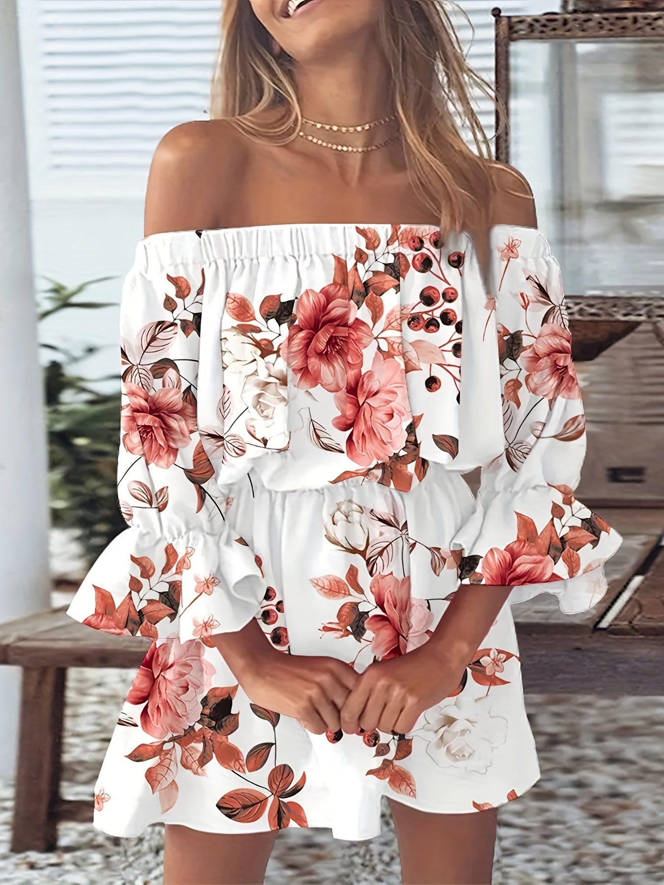 Weißes Federzauber - Off-Shoulder Boho Kleid