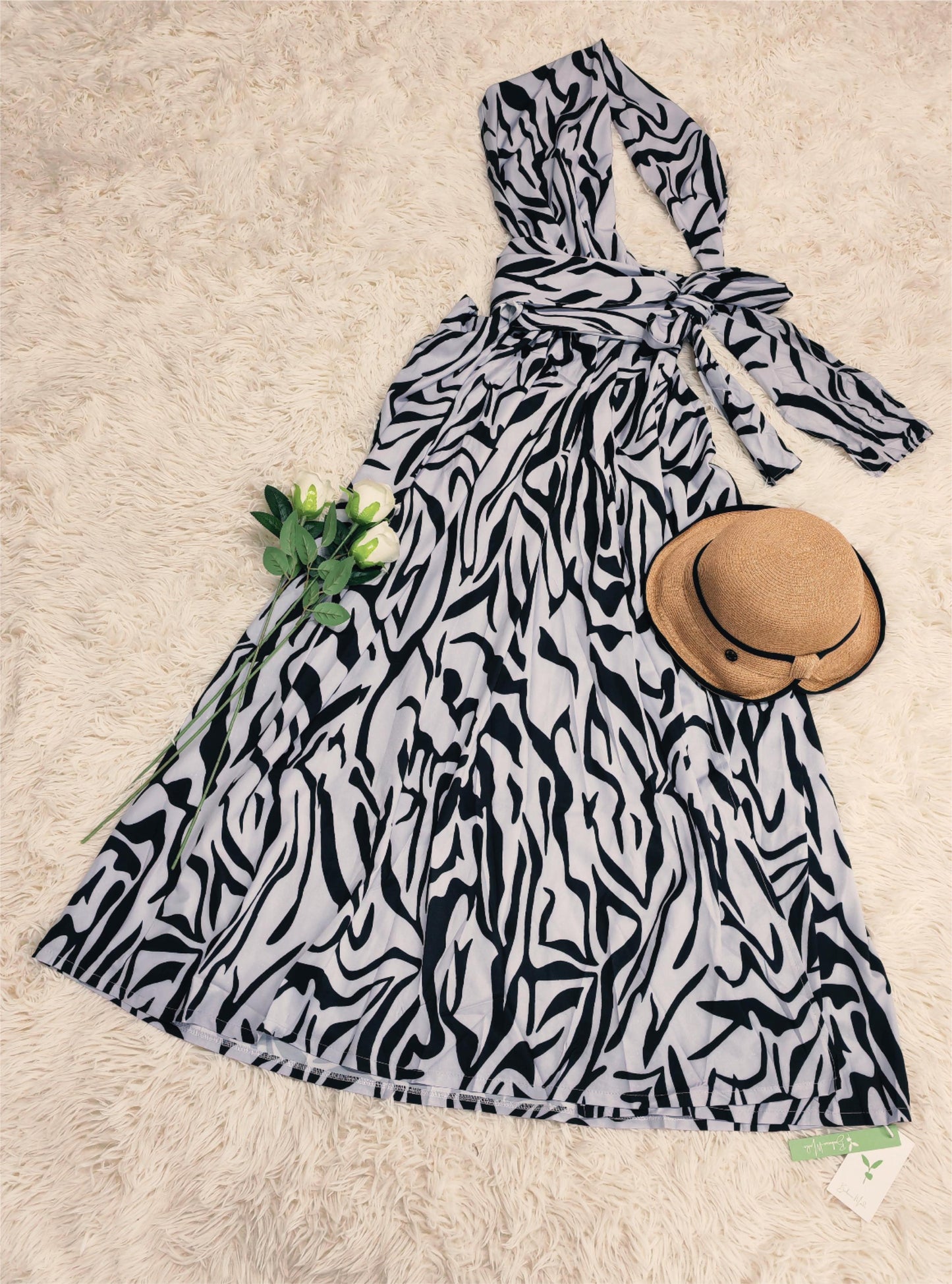 SpringStil® - Weiß Schwarz Zebra Print Asymmetrisches Maxikleid mit Frontschlitz