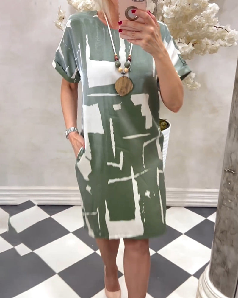 Kleid mit rundhalsausschnitt und tasche, kurzärmliges kleid