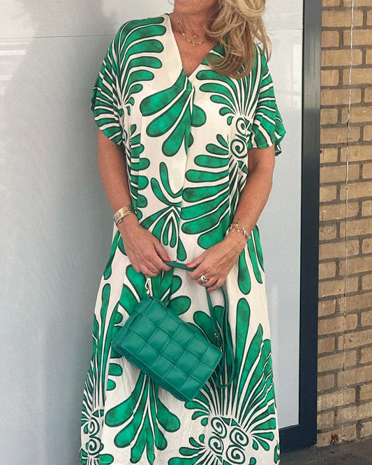 Kleid mit V-Ausschnitt und Blattprint