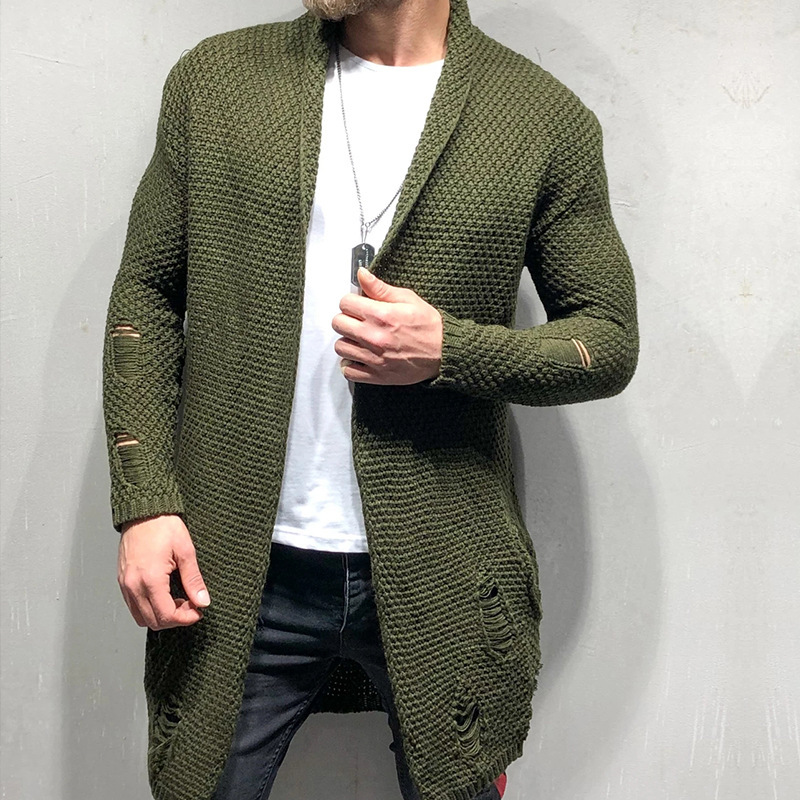 Mittellange Strickjacke mit zerrissenen Ärmeln für Herren