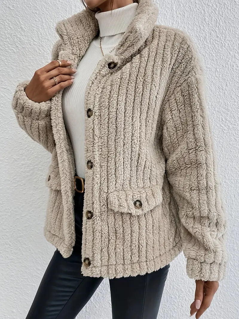 Nova™ - Doppelseitige Strickjacke mit Samtknöpfen