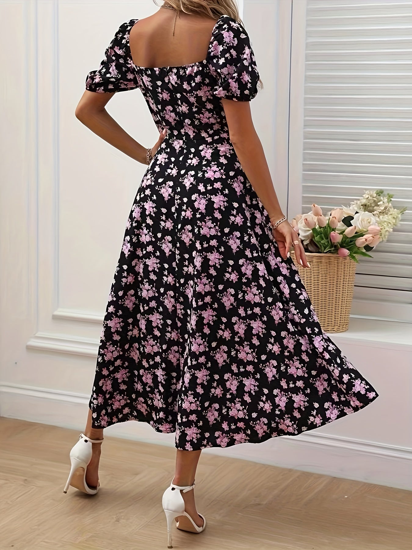 Weißes Kleid mit blauen Blumen - Amelie