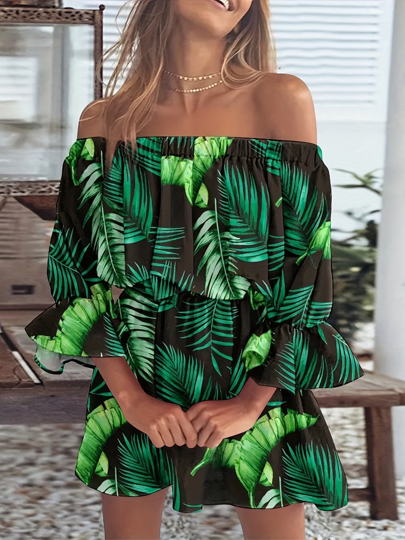 Weißes Federzauber - Off-Shoulder Boho Kleid