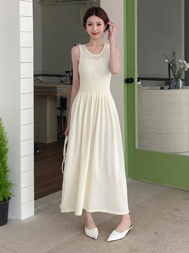 Irma - Weites, weißes Faltenkleid