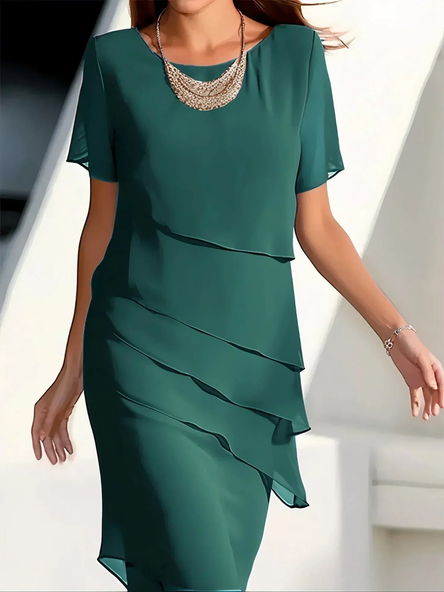 Crest | Elegantes mehrlagiges Kleid