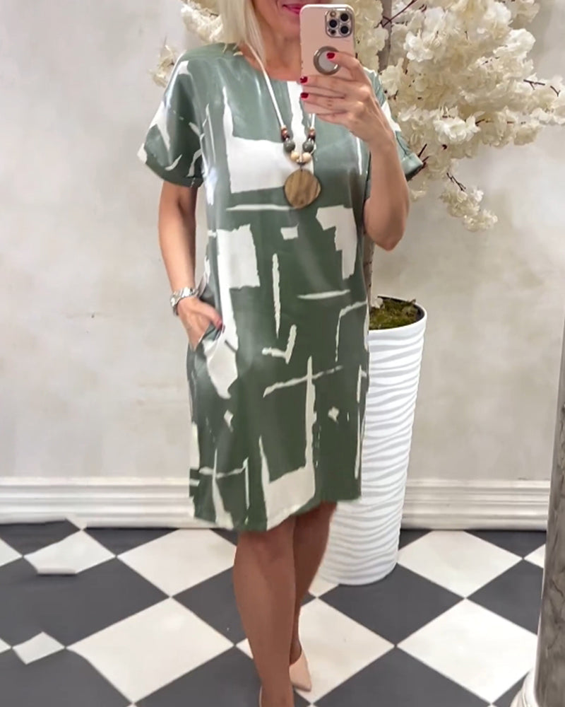 Kleid mit rundhalsausschnitt und tasche, kurzärmliges kleid